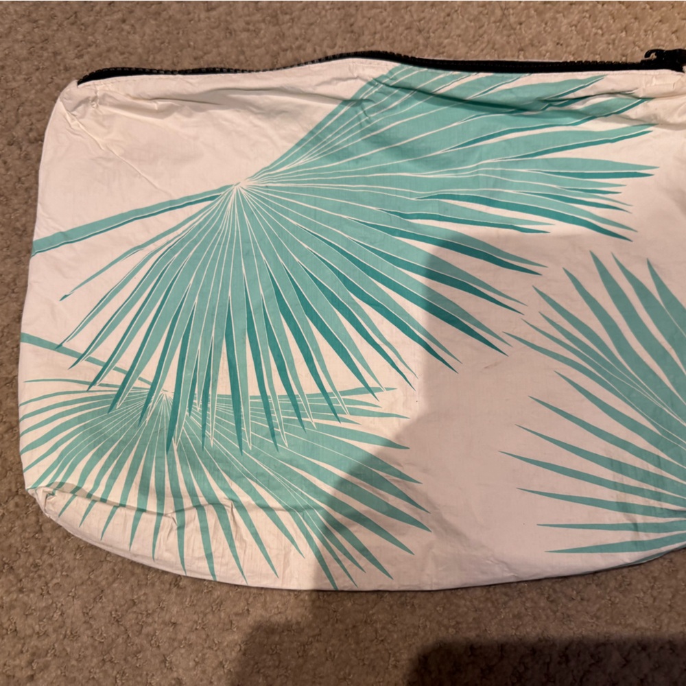 ALOHA Collection Tropical Leaf Print Pouch